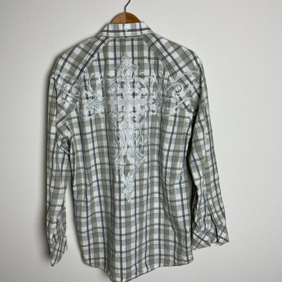 Roar Strength Refined Button Down Shirt - Picture 3 of 5